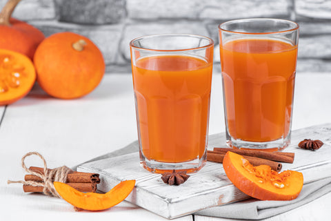 Immune-Boosting Juices to Keep You Cozy & Healthy This Fall